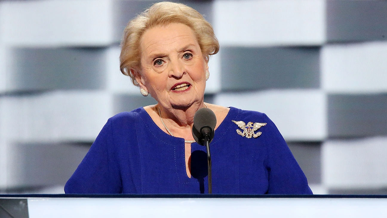 Madeleine Albright Dies