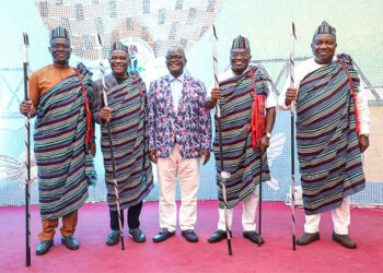 L-R: Governors Seyi Makinde of Oyo, Nyesom Wike of Rivers, Samuel Ortom of Benue, Okezie Ikpeazu of Abia, and Ifeanyi Ugwuanyi of Enugu State at the Banquet Hall of the Benue State Government House in Makurdi, Benue State during a dinner the Benue Governor organised in their honour on Sunday, November 6, 2022