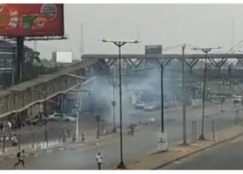 Police Clash In Lagos