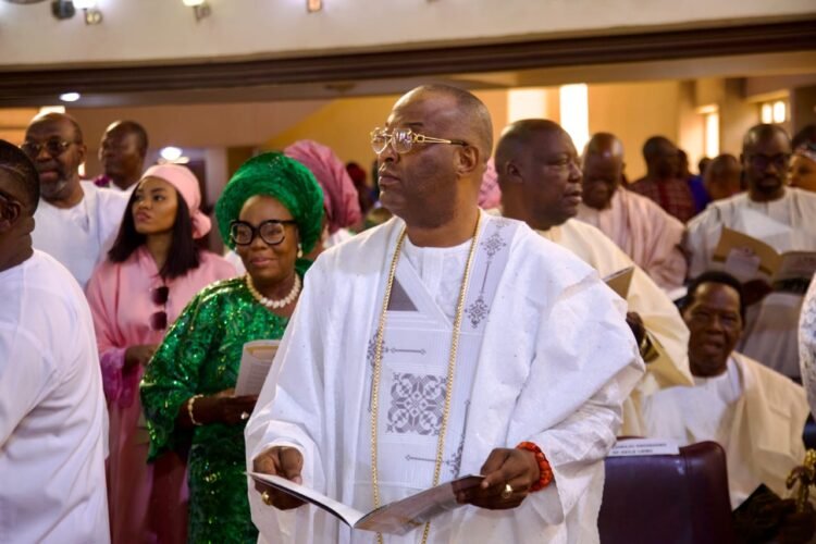 Family Thanksgiving Service