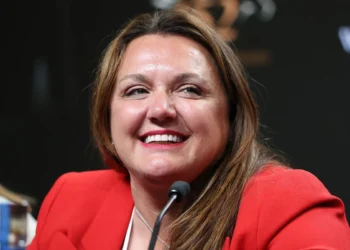 Cherie DeVaux Biography