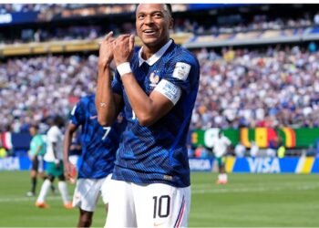 Mbappe Penalty Miss